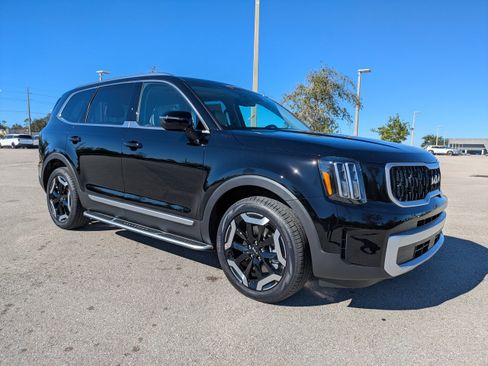 New 2025 Kia Telluride EX image 2