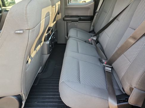 Used 2016 Ford F150 XLT w/ Equipment Group 302A Luxury AWD/4WD image 10