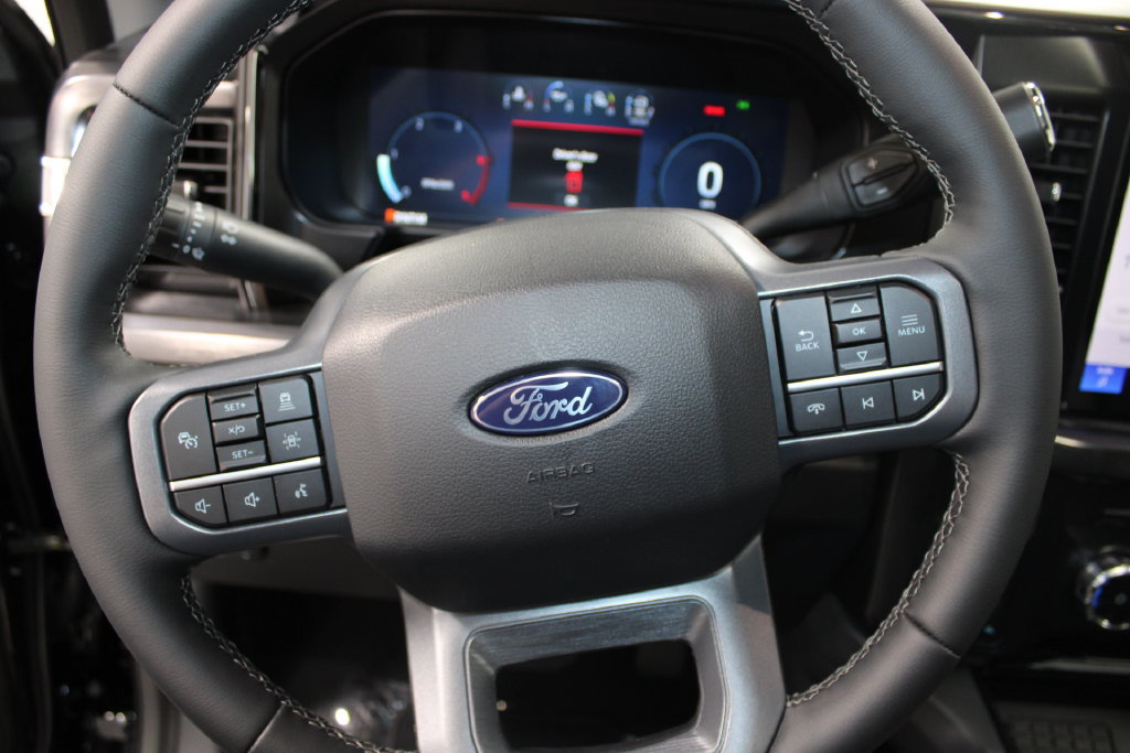 New 2027 Ford F450 Lariat w/ Lariat Ultimate Package AWD/4WD image 32