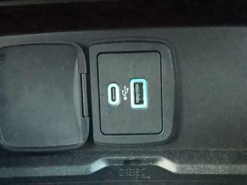 Certified 2022 Ford Bronco Badlands image 20