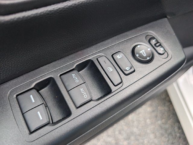 Used 2026 Honda CR-V Sport image 18