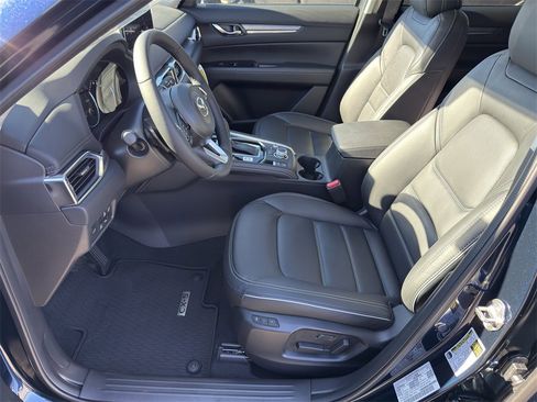 New 2025 MAZDA CX-5 AWD 2.5 S w/ Premium Plus Pkg image 11