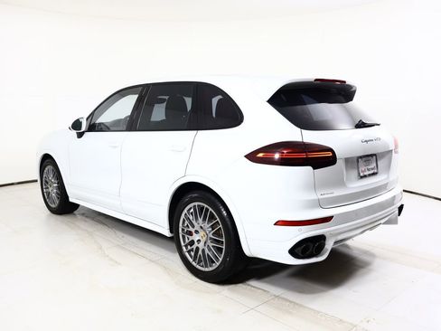 Used 2017 Porsche Cayenne GTS image 15