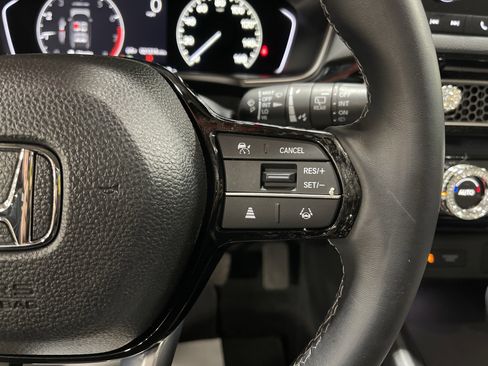 Used 2024 Honda Civic EX-L image 18