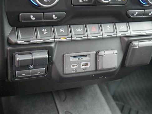 Used 2021 Chevrolet Silverado 1500 LT w/ All Star Edition Plus image 22