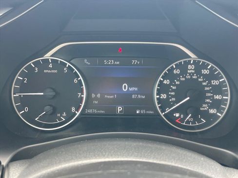 Used 2023 Nissan Murano SV w/ SV Midnight Edition Package FWD image 11