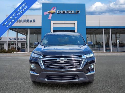 Used 2023 Chevrolet Traverse LT w/ LPO, Floor Liner Package AWD/4WD image 2