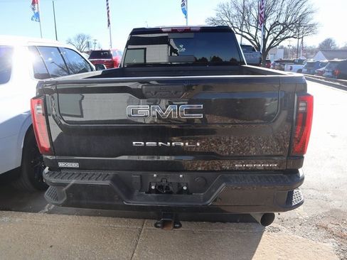 Used 2025 GMC Sierra 2500 Denali Ultimate image 7
