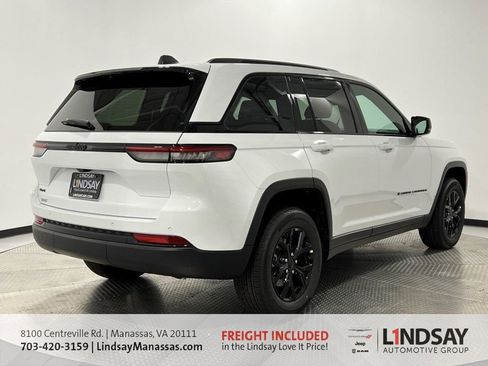 New 2025 Jeep Grand Cherokee Altitude w/ Trailer Tow Package image 5