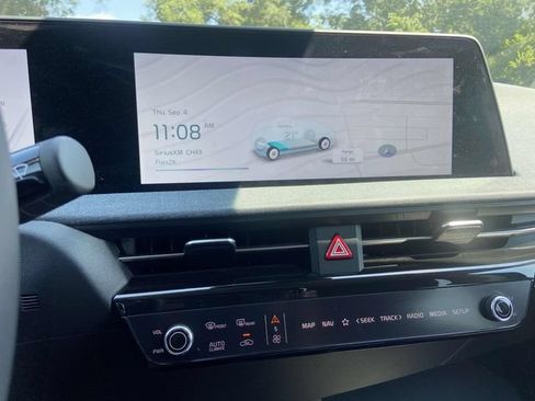 New 2024 Kia EV6 Wind w/ Wind Technology Package RWD image 14