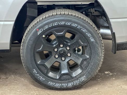 New 2026 RAM 1500 Express AWD/4WD image 41