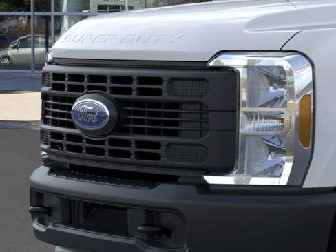 New 2026 Ford F350 XL image 18