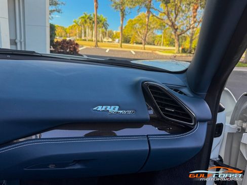 Used 2018 Ferrari 488 Spider image 32