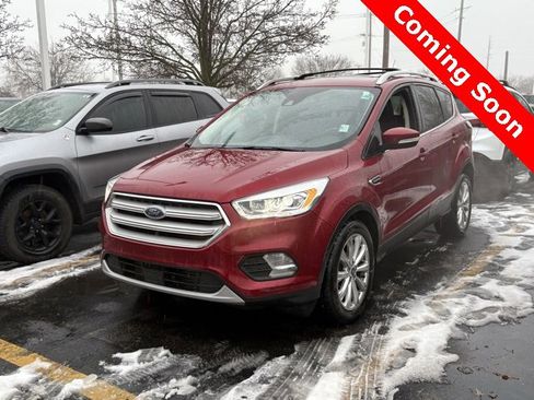 Used 2018 Ford Escape Titanium w/ Ford Safe & Smart Package image 3