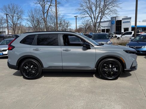 Certified 2026 Honda CR-V Sport Touring image 3