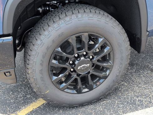 New 2026 Chevrolet Silverado 2500 LTZ w/ Trail Boss Package AWD/4WD image 11