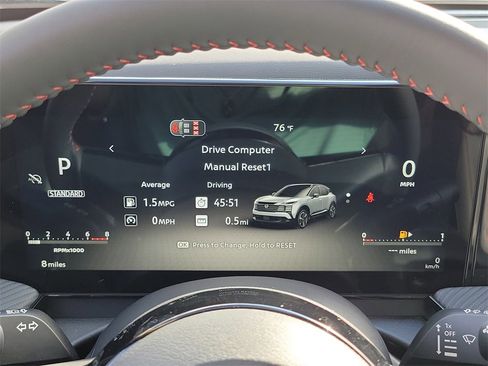 New 2026 Nissan Kicks SR image 8