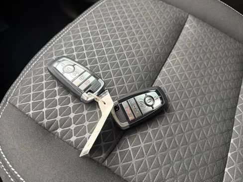 Used 2024 Ford Escape Active w/ Cold Weather Package FWD image 23