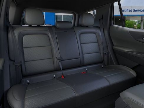 New 2026 Chevrolet Equinox LT image 17