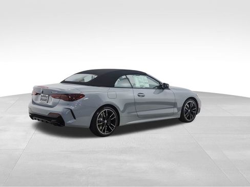New 2026 BMW 440i xDrive Convertible w/ Premium Package image 5
