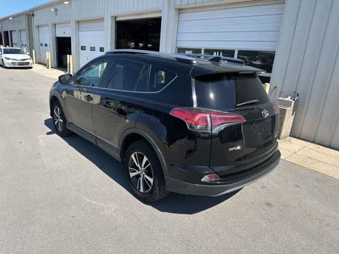 Used 2017 Toyota RAV4 XLE w/ Plus Special Value Package AWD/4WD image 17