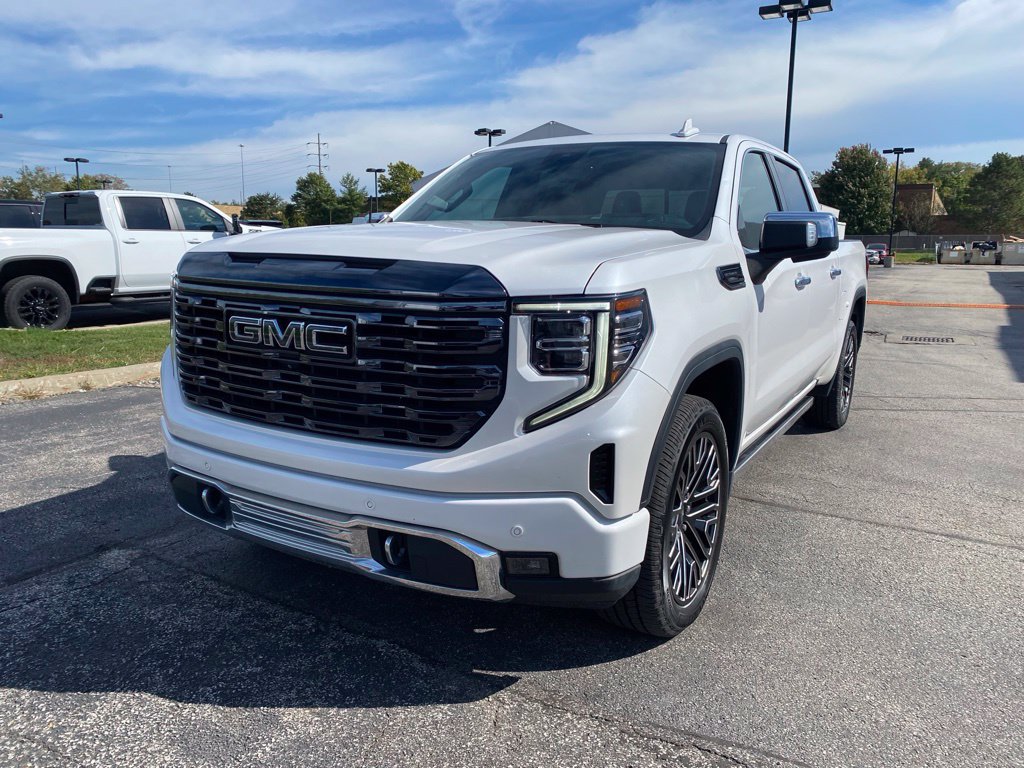 Certified 2022 GMC Sierra 1500 Denali Ultimate AWD/4WD image 3