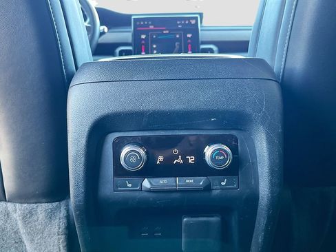 Used 2024 GMC Acadia Denali w/ Super Cruise Package FWD image 26