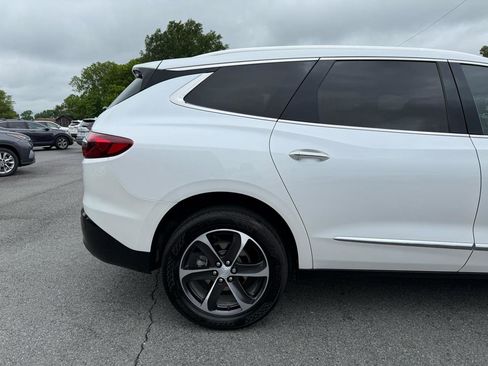Used 2021 Buick Enclave Essence w/ Sport Touring Edition FWD image 41
