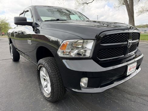 Used 2018 RAM 1500 Express AWD/4WD image 1
