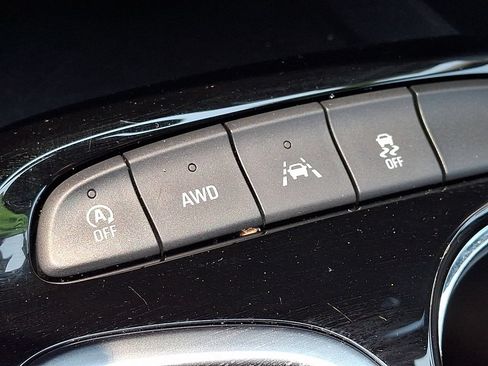Used 2024 Buick Encore GX Preferred AWD/4WD image 23