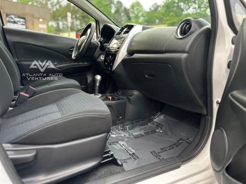 Used 2018 Nissan Versa Note SV image 26