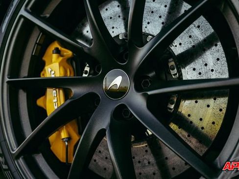 Used 2020 McLaren 720S Performance RWD image 3