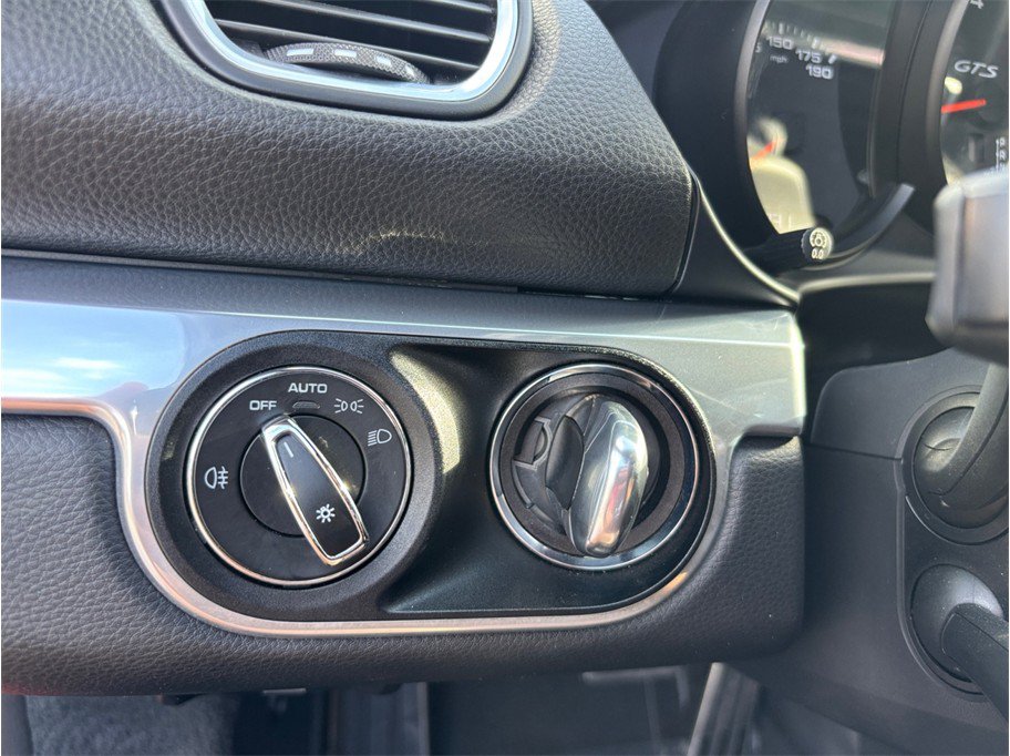 Used 2018 Porsche 718 Cayman GTS RWD image 27
