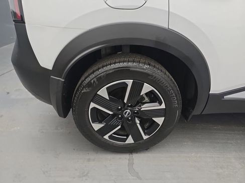 Used 2025 Nissan Kicks SR image 20