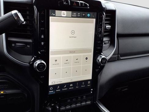 Used 2022 RAM 3500 Big Horn w/ Level B Equipment Group image 28