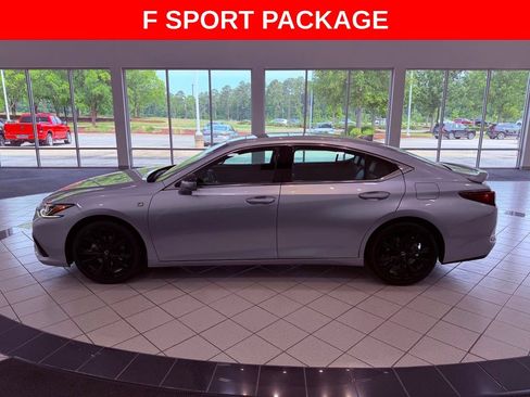 Certified 2022 Lexus ES 350 F Sport w/ Accessory Package 2 FWD image 5