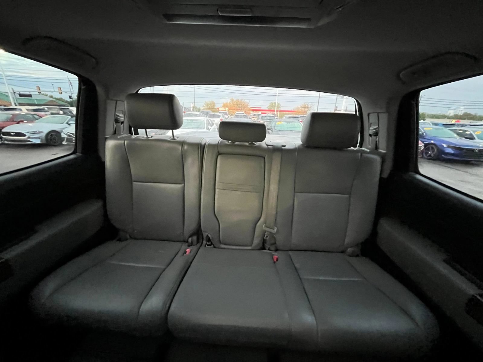 Used 2010 Toyota Tundra Limited w/ Platinum Pkg AWD/4WD image 34