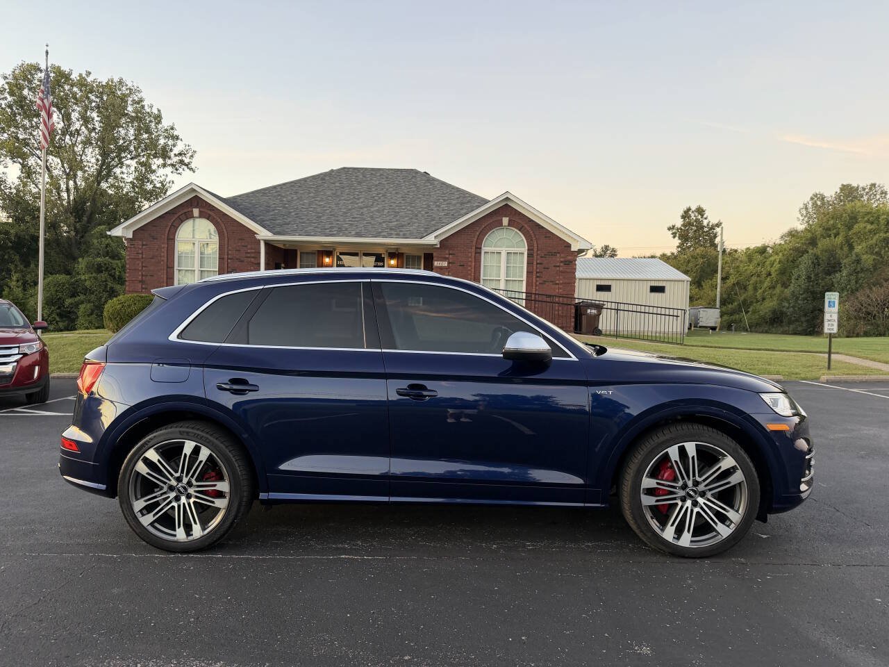Used 2018 Audi SQ5 Prestige w/ Prestige Package AWD/4WD image 6