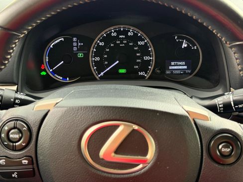 Used 2016 Lexus CT 200h image 11