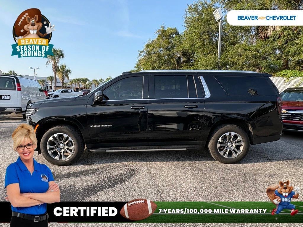 Used 2025 Chevrolet Suburban LS AWD/4WD image 4
