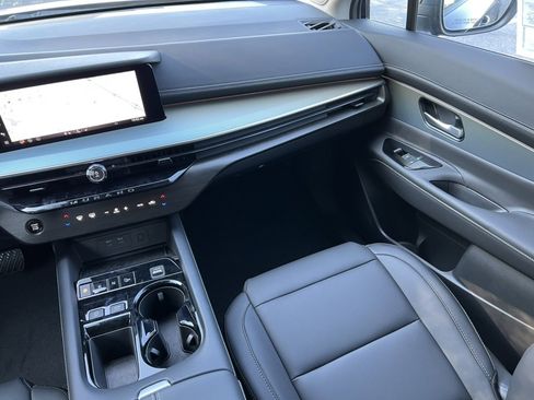 Certified 2025 Nissan Murano SL image 31