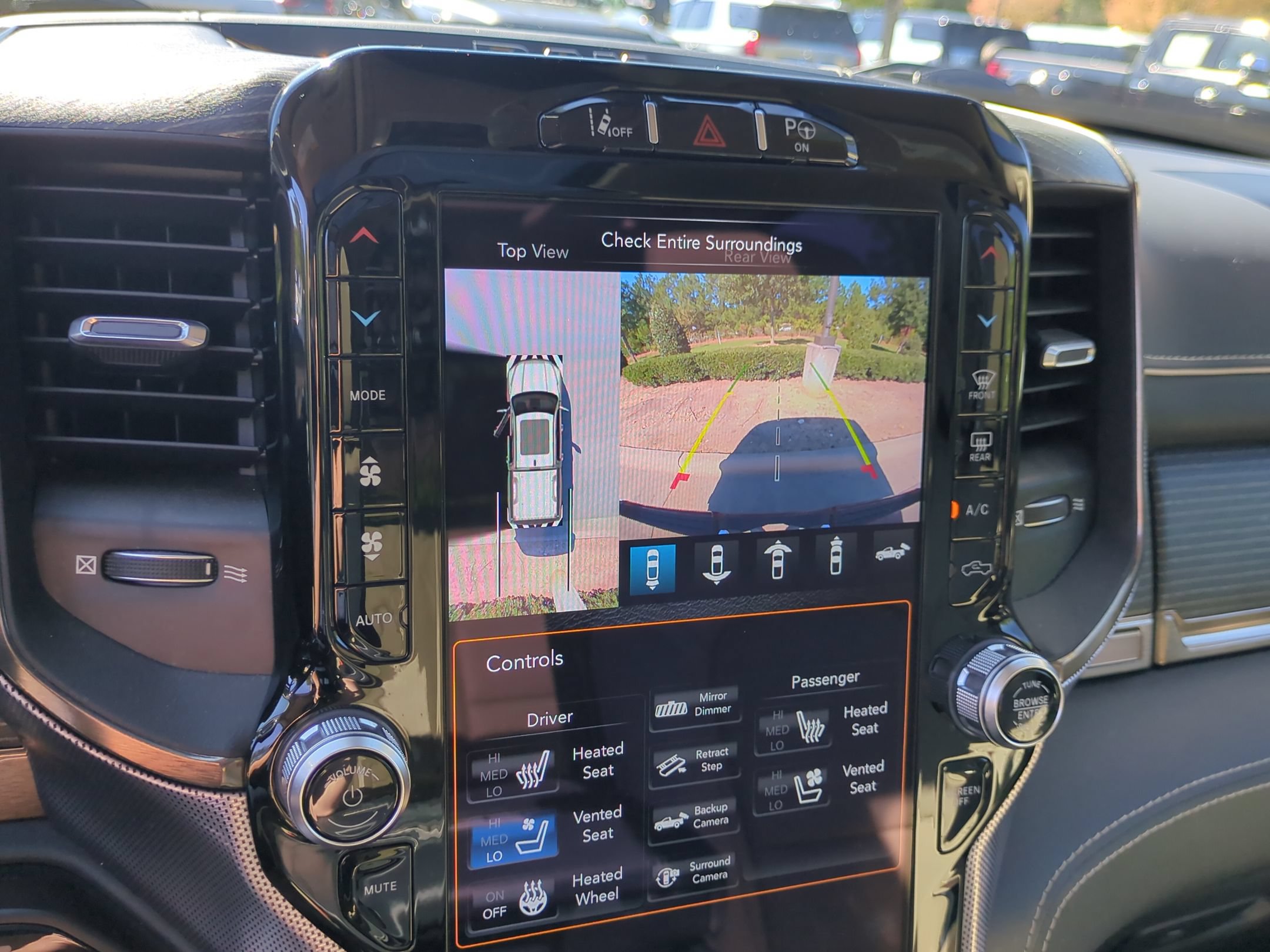 Used 2019 RAM 1500 Limited AWD/4WD image 25