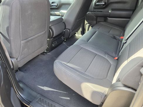 Used 2022 Chevrolet Silverado 1500 Custom w/ Safety Confidence Package RWD image 11