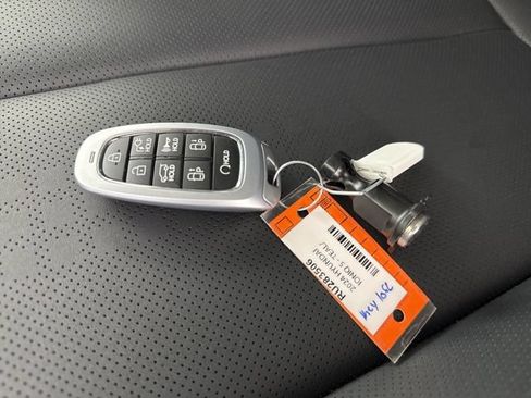 Certified 2024 Hyundai Ioniq 5 Limited AWD/4WD image 32