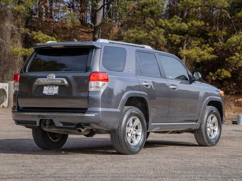 Used 2011 Toyota 4Runner SR5 image 6