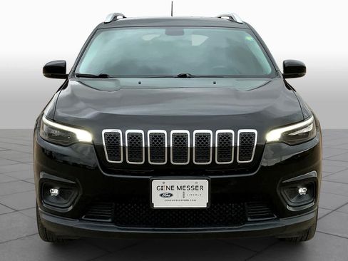 Used 2019 Jeep Cherokee Latitude Plus FWD image 4