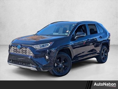 Used 2020 Toyota RAV4 XSE image 1