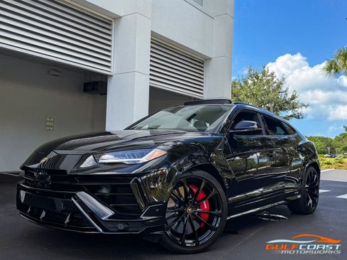 Used 2024 Lamborghini Urus S image 9