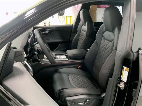 New 2026 Audi SQ8 Prestige AWD/4WD image 10