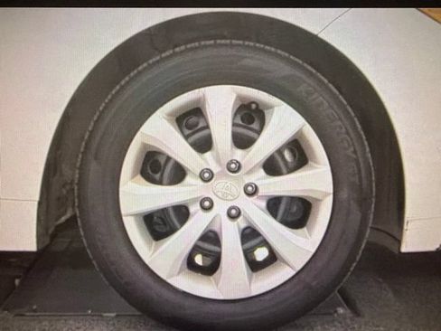 Used 2024 Toyota Corolla LE FWD image 14